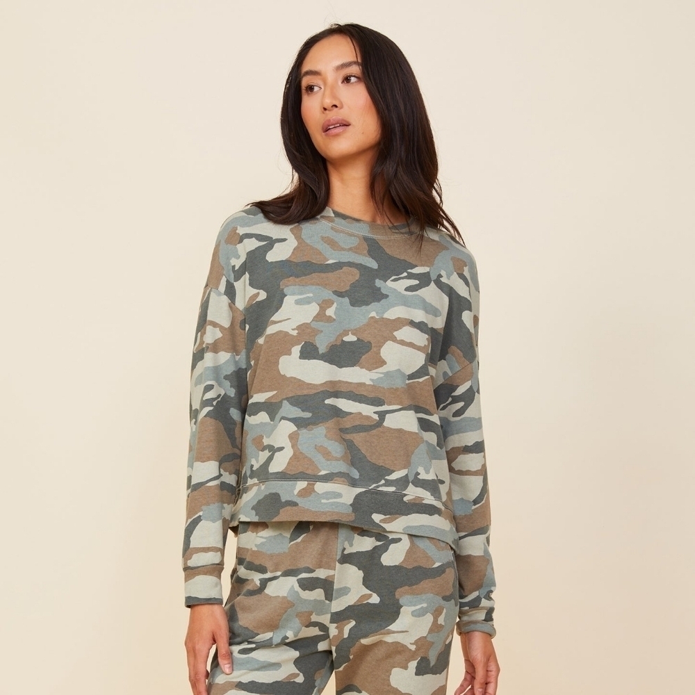 Monrow Nwot Camo Boxy Crewneck Sweatshirt Size Small Women's